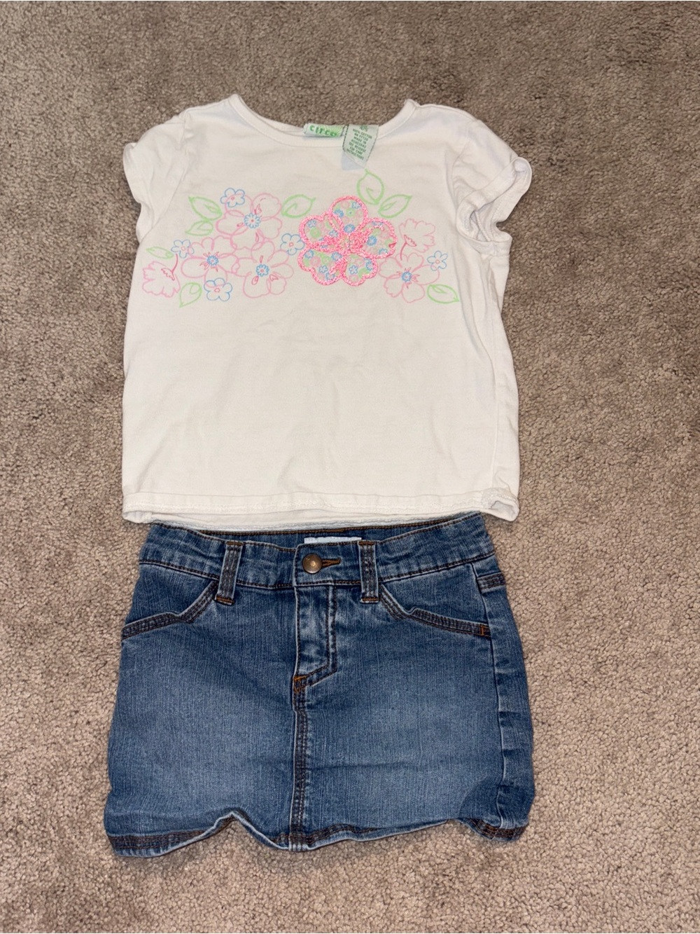 Girl’s Youth Shirt & Denim Skort Set XS 4/5